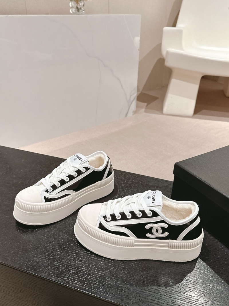 Ch**el sport shoes